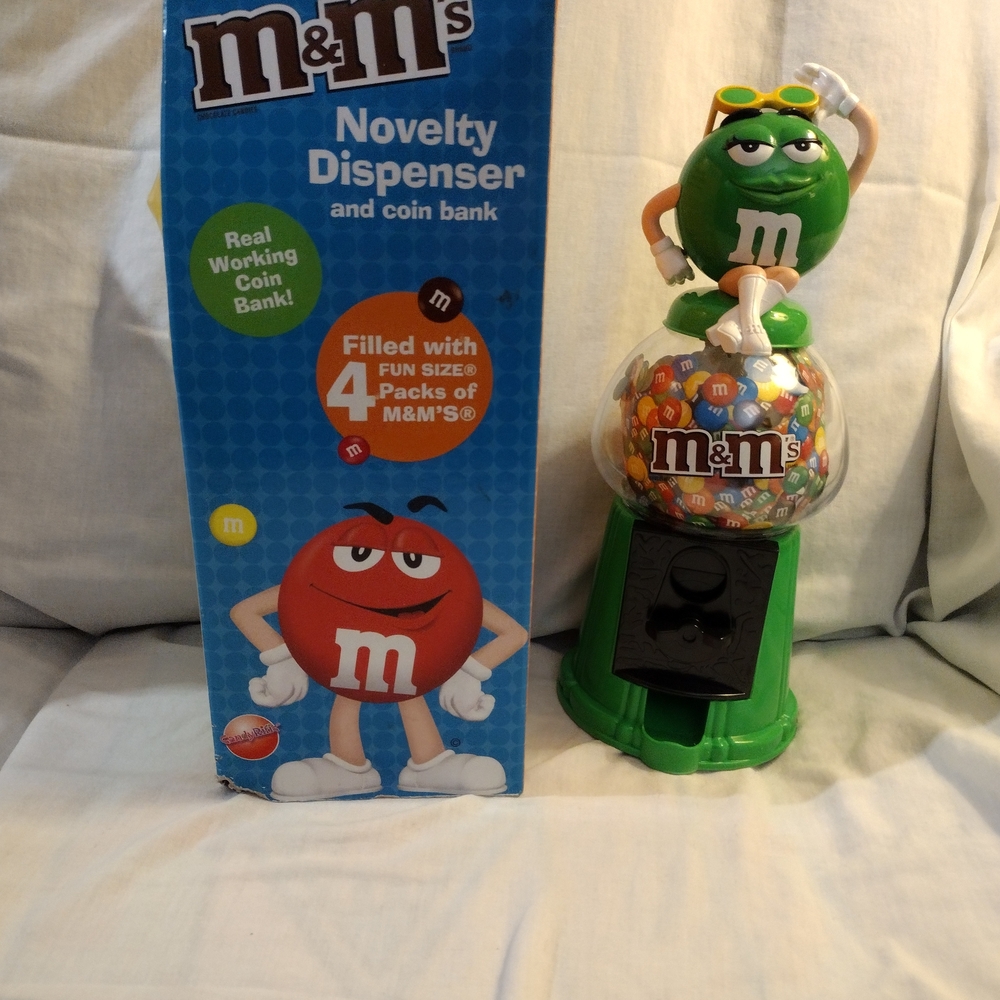M&M's Green Candy Dispenser - Picture 10 of 12